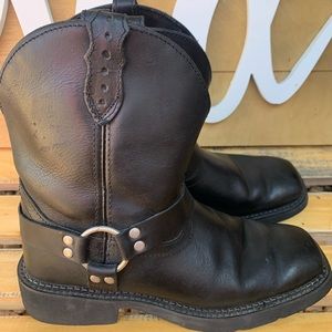 Justin Gypsy leather cowboy boots